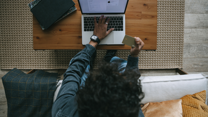 Helpful tips to protect yourself online