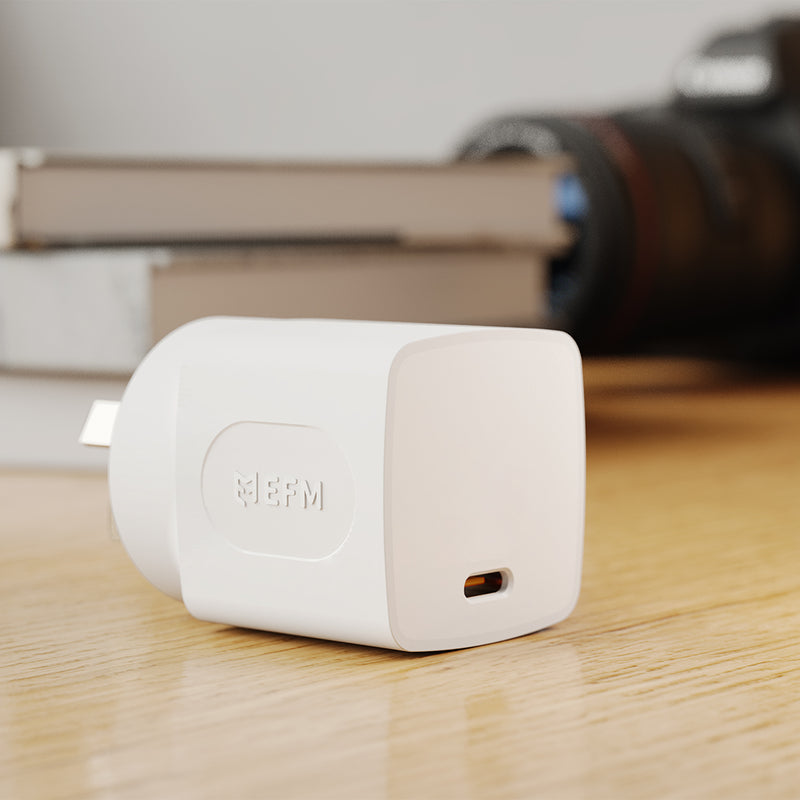 35W Wall Charger - With Power Delivery and PPS Technologies - White